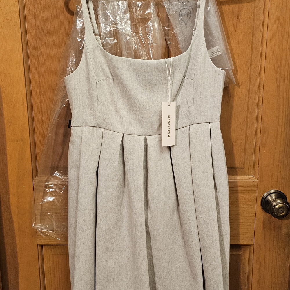 Sleeveless Pleated Light Gray Linen Romper Jumpsuit - Rebecca Taylor Size 4